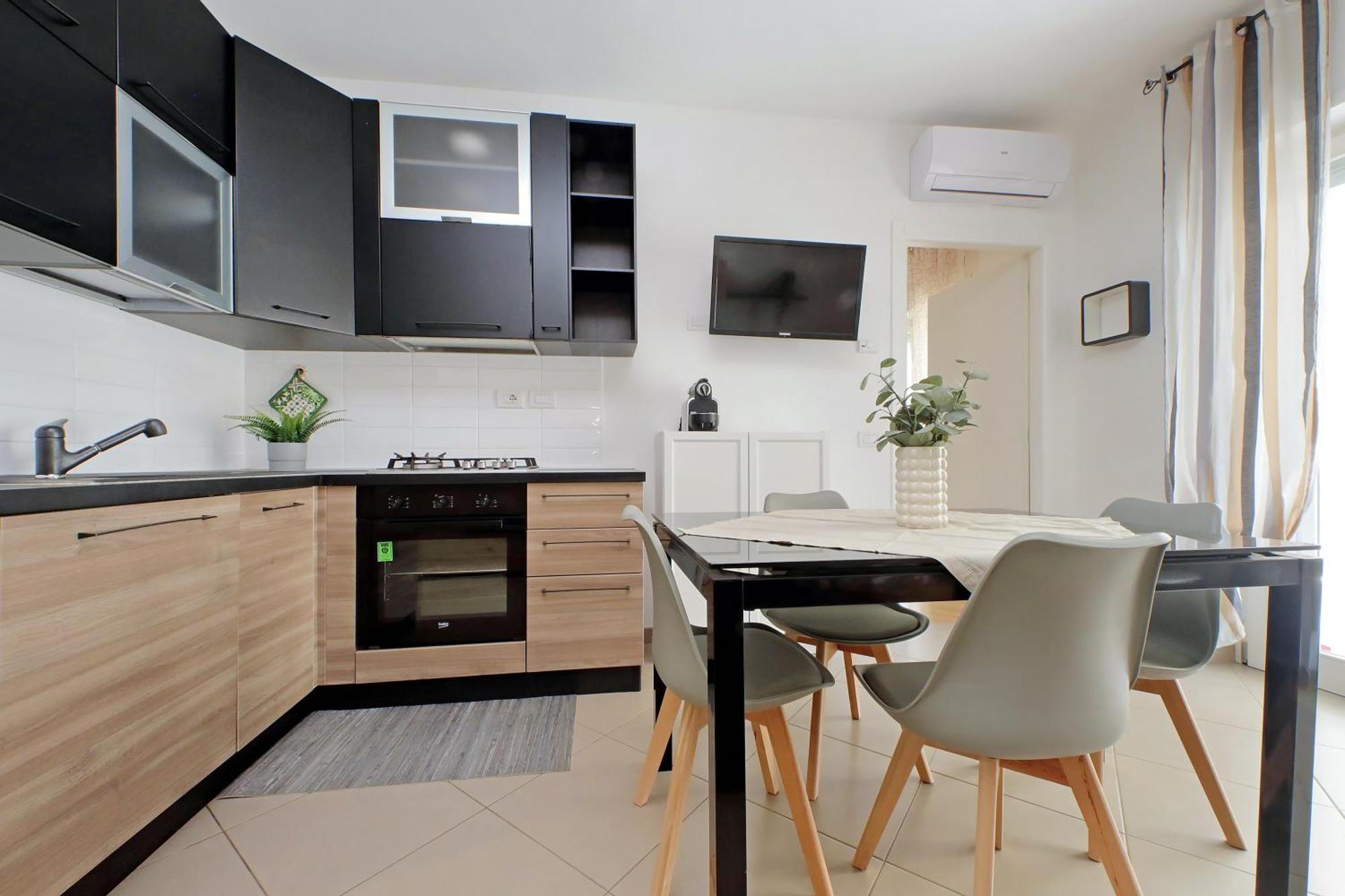 Lägenhet Comodo Con Terrazzo, Vicino Gemelli Rom